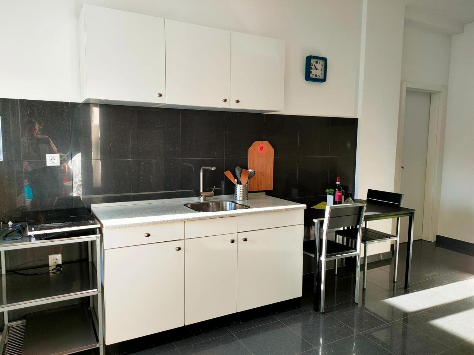 ميدولين Rafael Apartments المظهر الخارجي الصورة